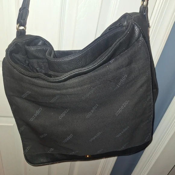 Black Leather Shoulder Bag By Capezio - Picture 10 of 16